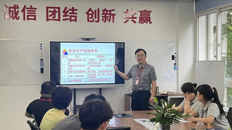 四川成人高考录取分数线：揭秘影响因素及参考策略
