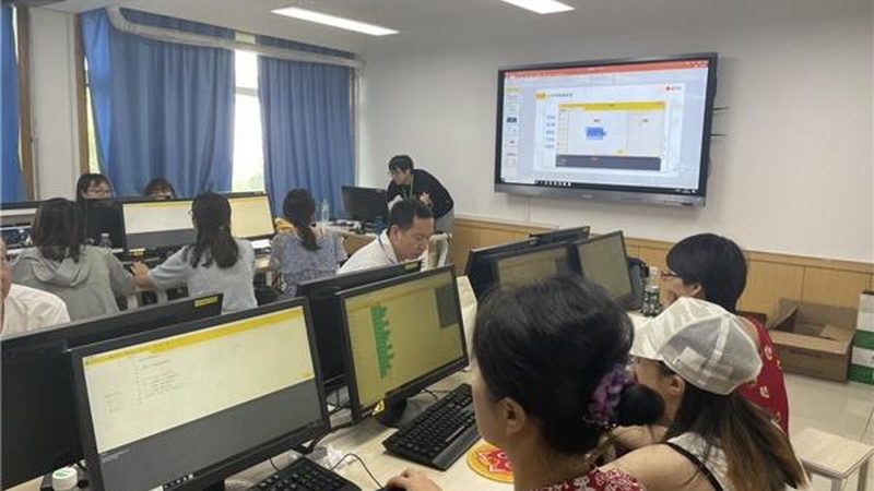 自考本科申请学位证，首先需要满足以下基本条件：